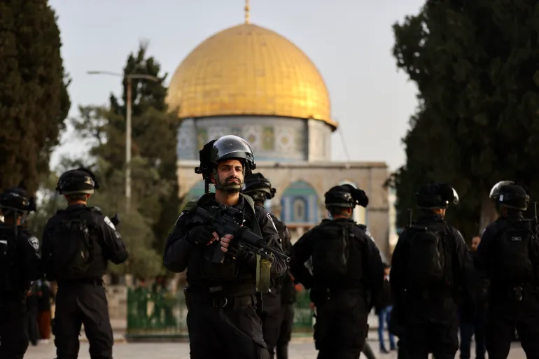 Israeli forces stationed near Al-Aqsa during holy month clashes